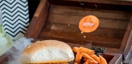 Вегетарианский сэндвич из золота 22 карата